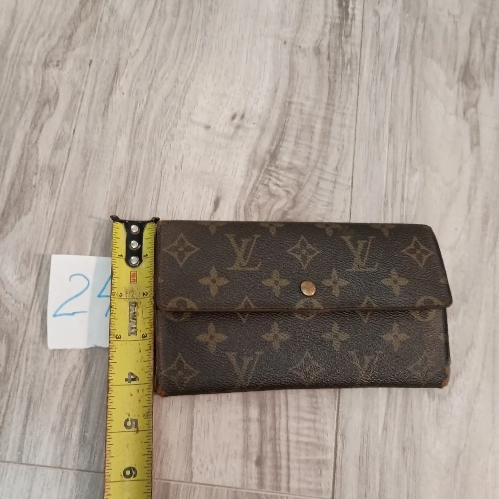 Louis Vuitton Porte Monnaie Monogram Pochette Credit Long Wallet